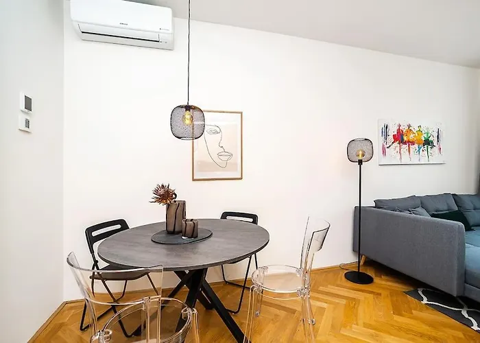 Amazing Two-bedroom With Terrace * Prága