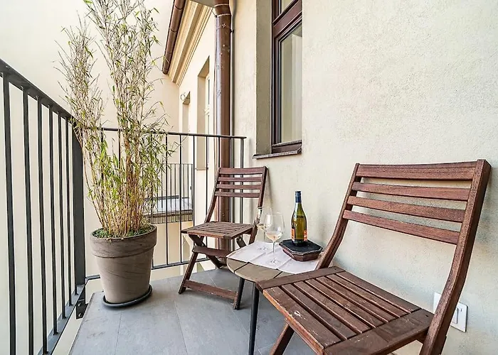 Apartman Amazing Two-bedroom With Terrace Prága
