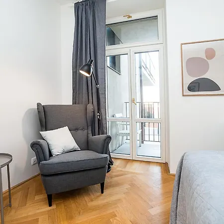 Amazing Two-bedroom With Terrace Prag