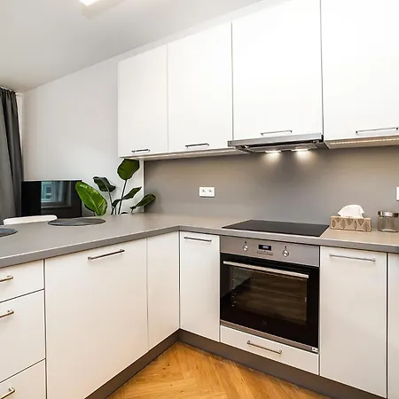 Amazing Two-bedroom With Terrace * Prag
