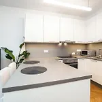 Amazing Two-bedroom With Terrace Prag