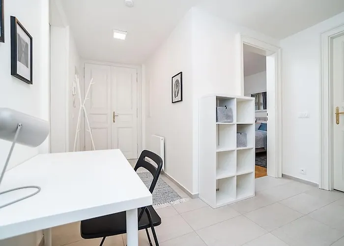 Amazing Two-bedroom With Terrace Appartement